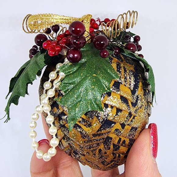 VTG Handmade Folded Cloth Black Gold Holly Glitter Christmas Holiday Ornament - Picture 8 of 12